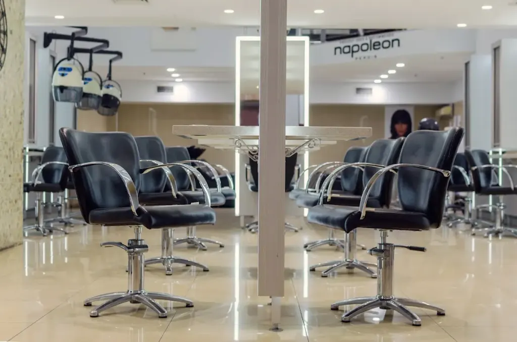 Sheshwarz — Hairdresser in Roselands